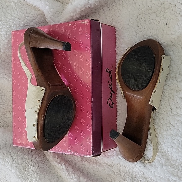 Qupid High heels Off White Sandals - Picture 4 of 5